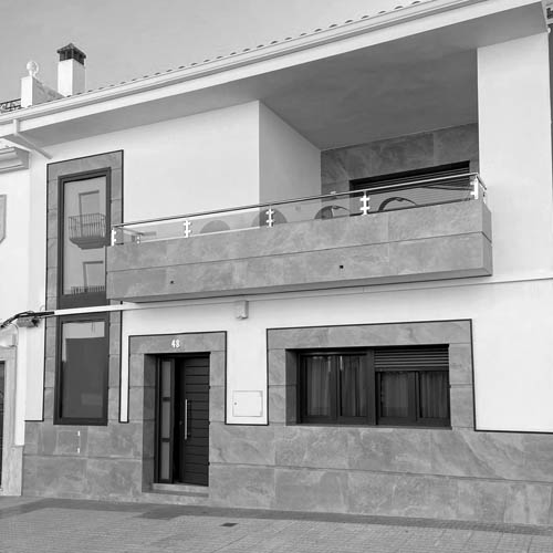 Unifamiliar con dos plantas AMB Arquitectura e Inversiones