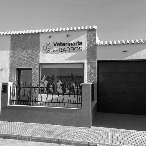 Clínica Veterinaria de Barros AMB Arquitectura e Inversiones